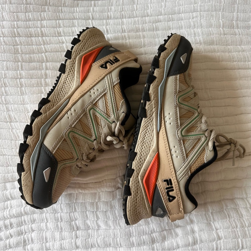 Fila (6) Women’s “Firetrail” EVO Hiking Shoes in Beige/Blue- Supportive, Durable - Picture 5 of 9
